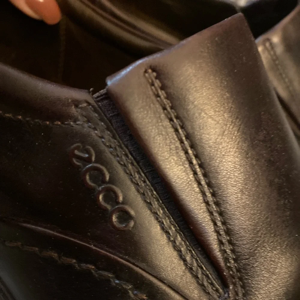 Ecco genuine, leather men’s dress shoes